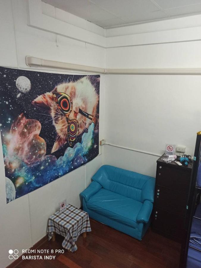 La Maison Verte Hostel Chiang Mai Bagian luar foto