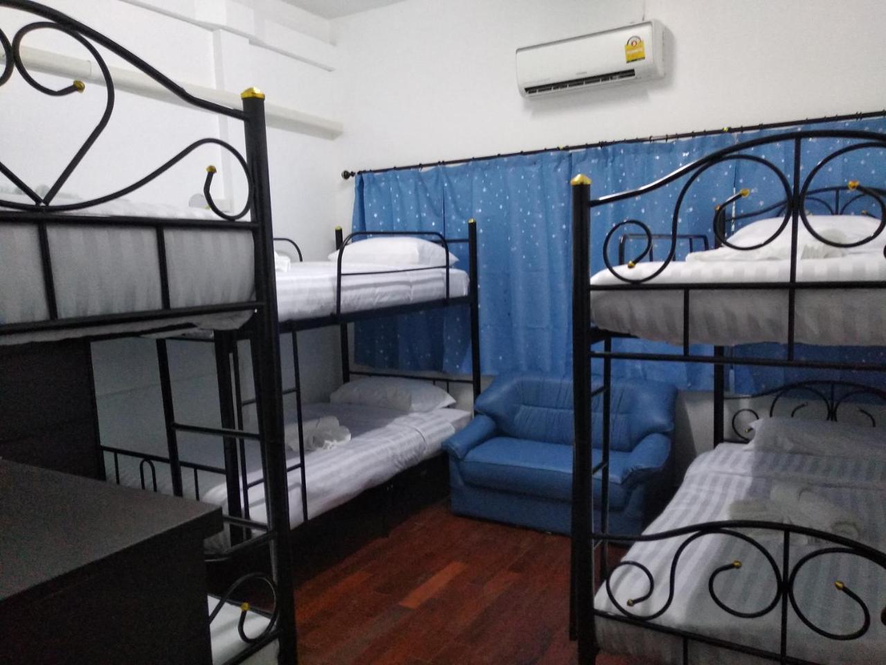 La Maison Verte Hostel Chiang Mai Bagian luar foto