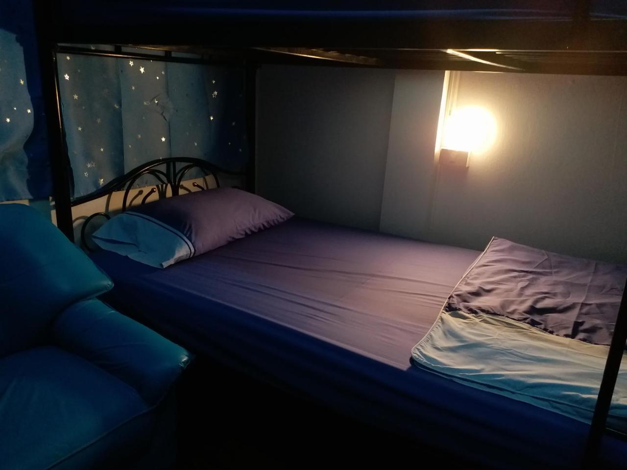 La Maison Verte Hostel Chiang Mai Bagian luar foto