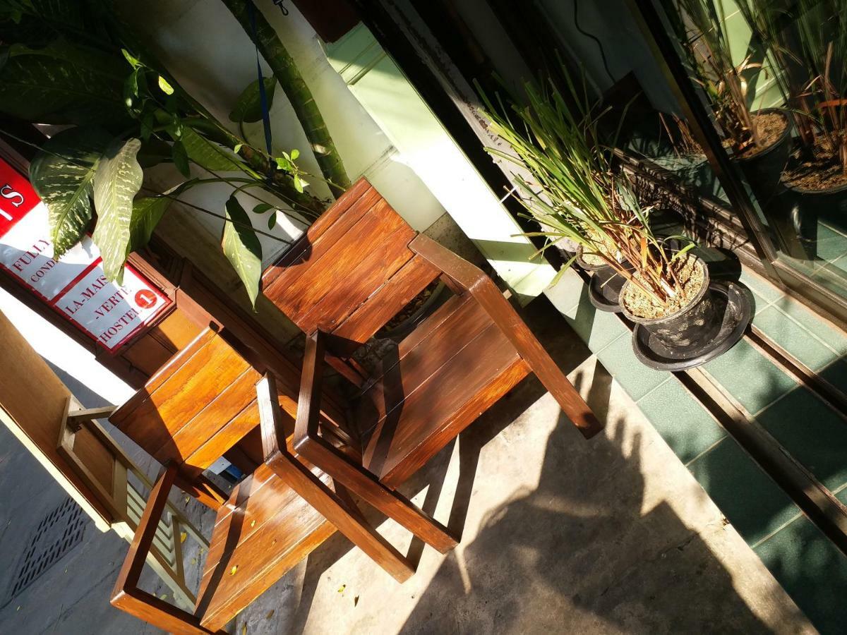 La Maison Verte Hostel Chiang Mai Bagian luar foto